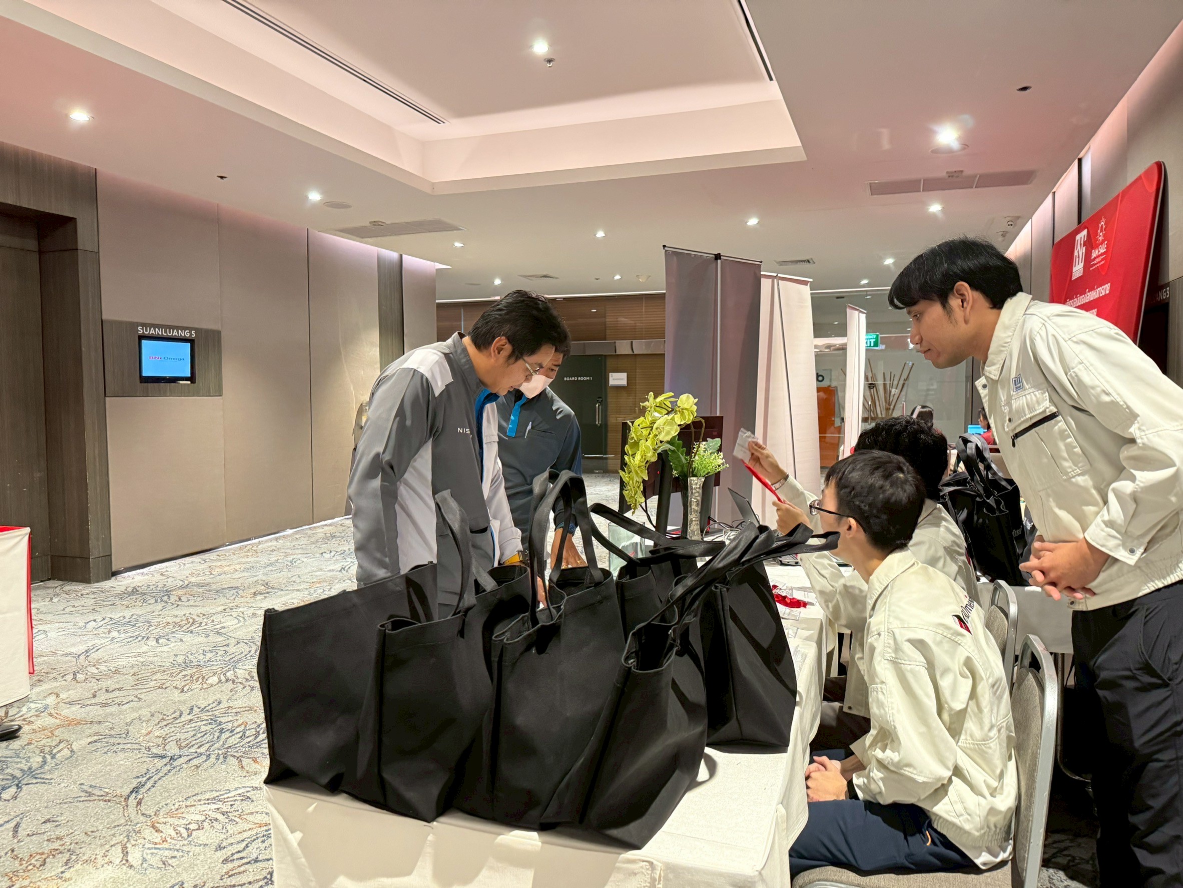 l32EBweX9LTtzal8yOc7e56wdThU3nBb